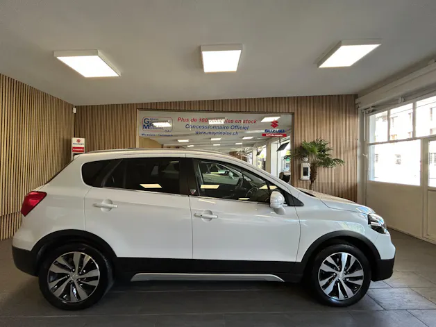 Suzuki SX4 S-Cross 1.4 T Piz Sulai Top Hybrid 4x4