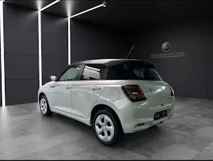 Suzuki Swift 1.2 Sakura Hybrid 4x4