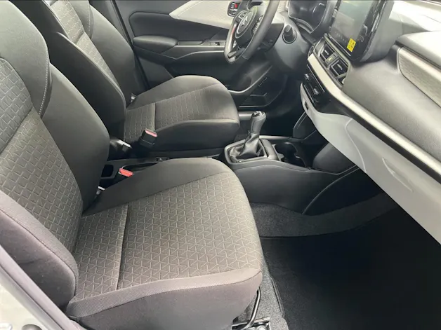 Suzuki Swift 1.2 Sakura Hybrid 4x4