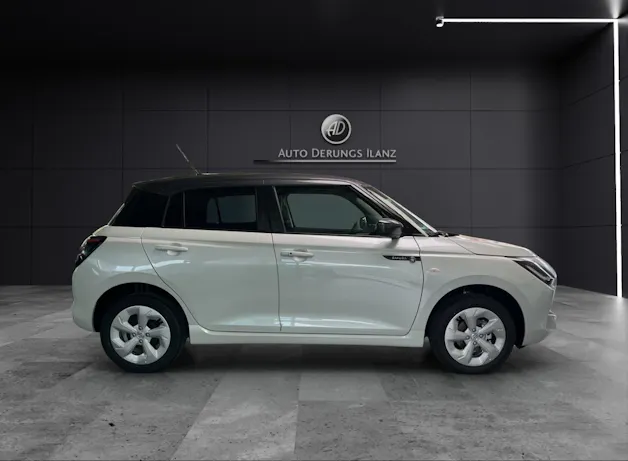 Suzuki Swift 1.2 Sakura Hybrid 4x4