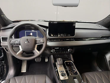 MITSUBISHI OUTLANDER 9