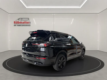 MITSUBISHI OUTLANDER 6