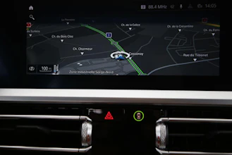 https://vehicle.imgix.net/4487545/1393db3f-28e0-4394-9b63-6fd7174713a9.jpg