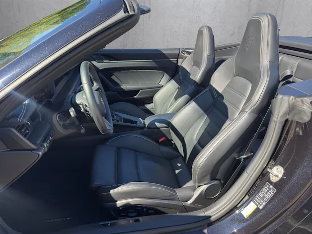 PORSCHE 911 Cabriolet 3.6 Carrera 4 GTS PDK