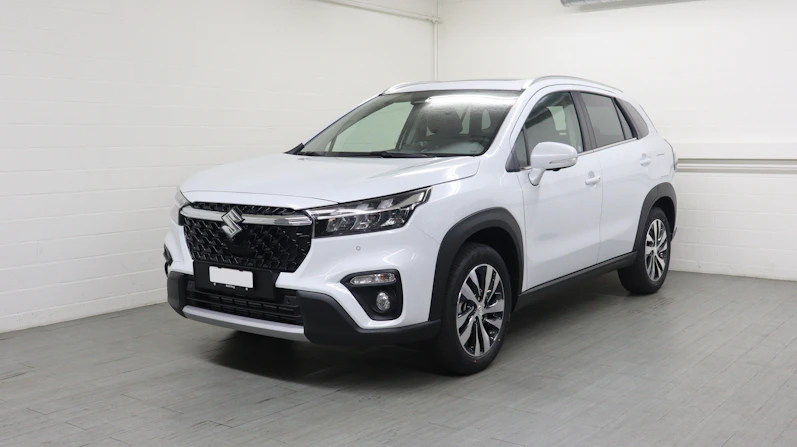 Fahrzeugbild SUZUKI S-CROSS