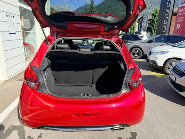 PEUGEOT 208 1.6 Turbo GTi