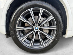 https://vehicle.imgix.net/4487745/62b4541c-a4c1-4f68-af53-31ddbef3f276.jpg