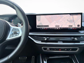 https://vehicle.imgix.net/4487745/d8d71151-1e56-4a21-8f80-9844050a3621.jpg
