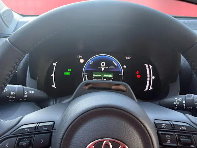 Toyota Yaris 1.5 VVT-i HSD Trend