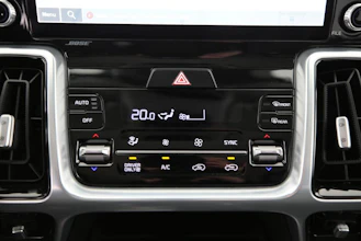 https://vehicle.imgix.net/4487821/7497052b-1443-40b8-af99-32a44c7b0e92.jpg