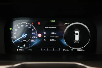 https://vehicle.imgix.net/4487821/f394d75c-f542-4e60-b8a7-70de0e66253f.jpg