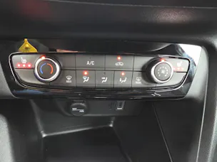 OPEL Corsa 1.2 T Hybrid Viva
