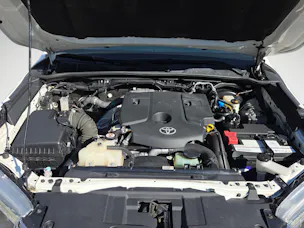 Toyota Hilux Double Cab.-Pick-up 2.4 D-4D 170 Sol Premium