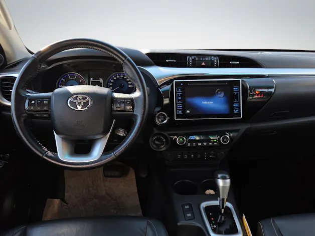 Toyota Hilux Double Cab.-Pick-up 2.4 D-4D 170 Sol Premium