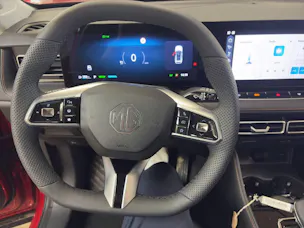 MG HS 1.5 Hybrid Luxury