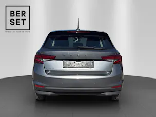 SKODA Fabia 1.0 TSI Selection DSG