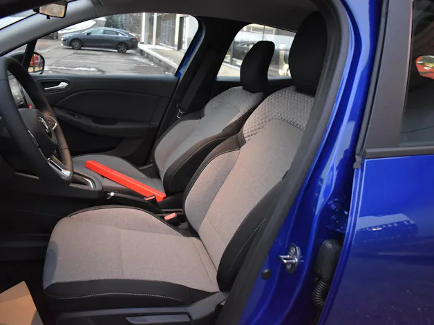 Mitsubishi COLT 1.6 HEV Invite