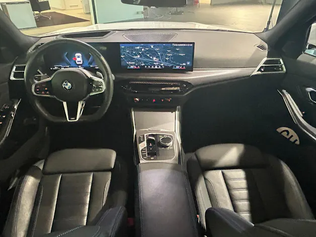 BMW 320d xDrive 48V Touring Steptronic M Sport