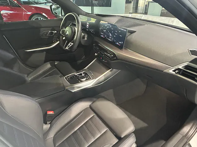 BMW 320d xDrive 48V Touring Steptronic M Sport