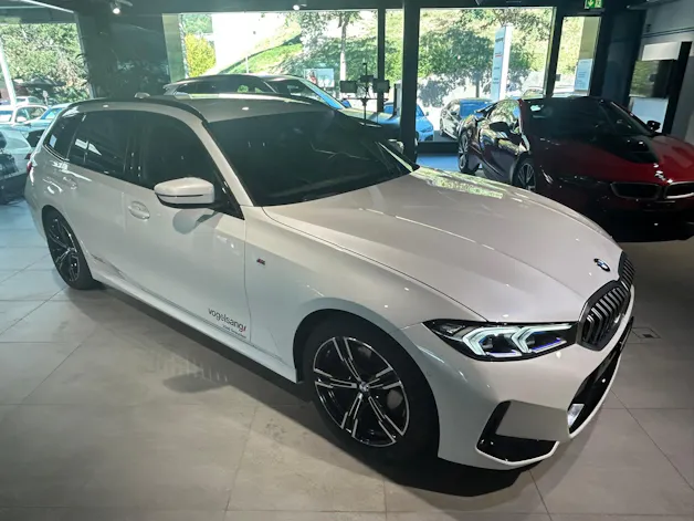 BMW 320d xDrive 48V Touring Steptronic M Sport