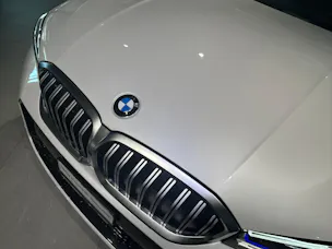BMW 320d xDrive 48V Touring Steptronic M Sport