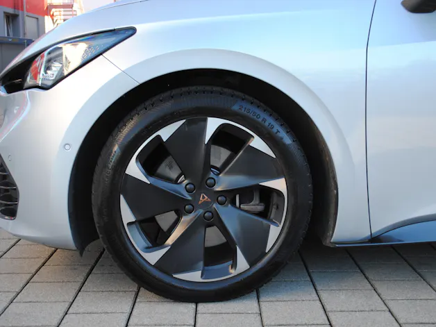 CUPRA Born 58 kWh e-Boost
