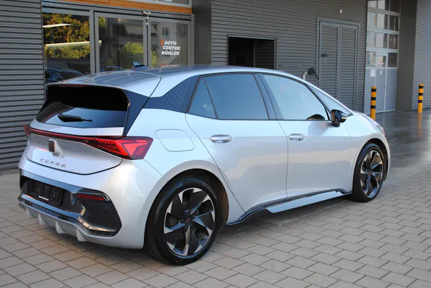 CUPRA Born 58 kWh e-Boost