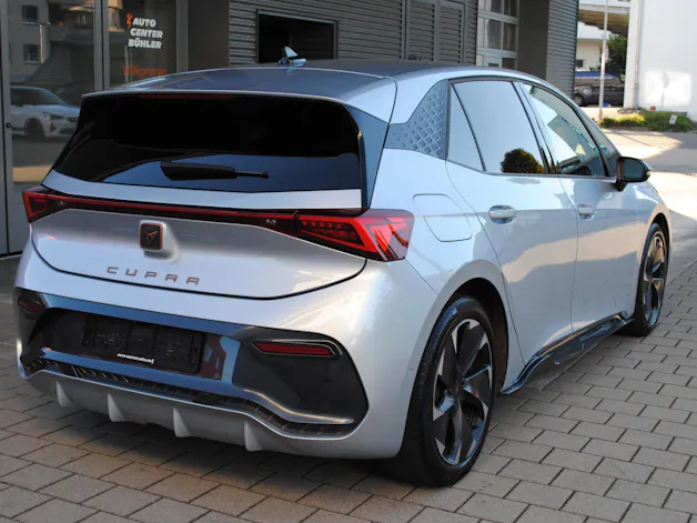 CUPRA Born 58 kWh e-Boost