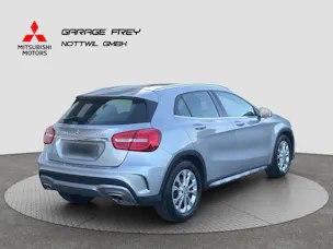 MERCEDES-BENZ GLA 220 d AMG Line 4Matic 7G-DCT