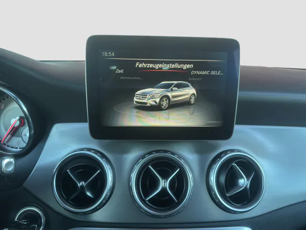 MERCEDES-BENZ GLA 220 d AMG Line 4Matic 7G-DCT