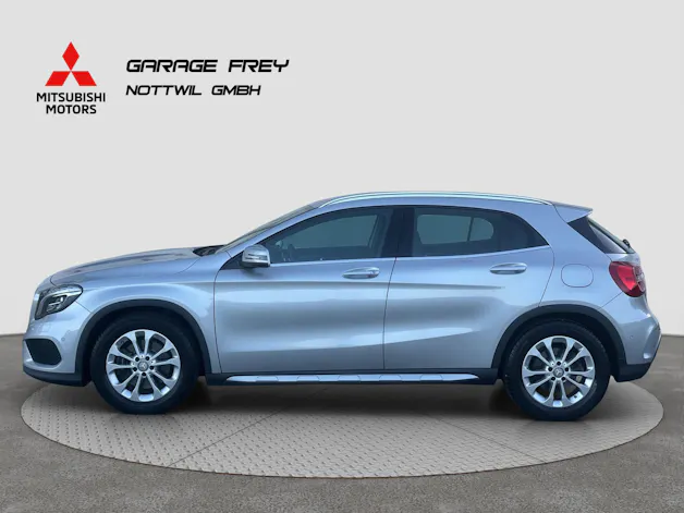 MERCEDES-BENZ GLA 220 d AMG Line 4Matic 7G-DCT