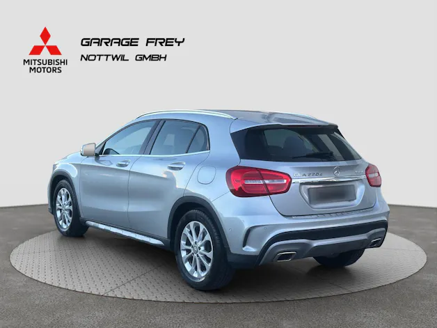 MERCEDES-BENZ GLA 220 d AMG Line 4Matic 7G-DCT
