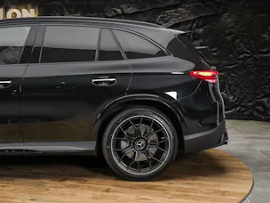 MERCEDES-BENZ GLC 43 AMG Executive Edition 4Matic 9G-Tronic *Facelift*21" Felgen*Lenkradheizung*AHK*
