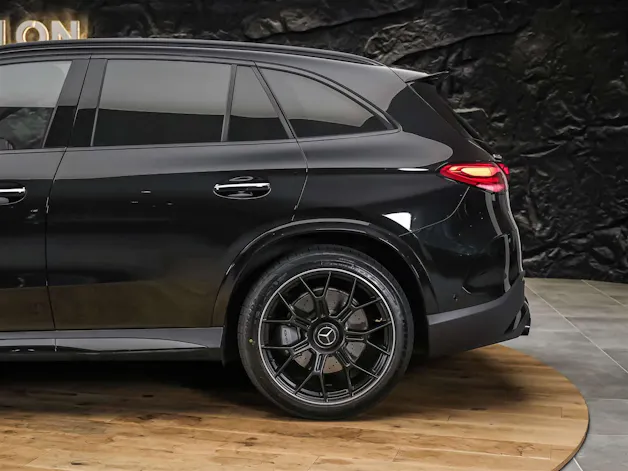 MERCEDES-BENZ GLC 43 AMG Executive Edition 4Matic 9G-Tronic *Facelift*21" Felgen*Lenkradheizung*AHK*