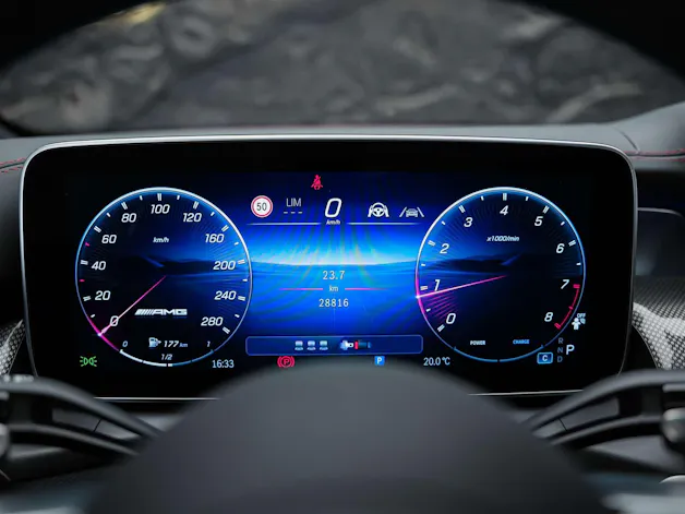 MERCEDES-BENZ GLC 43 AMG Executive Edition 4Matic 9G-Tronic *Facelift*21" Felgen*Lenkradheizung*AHK*
