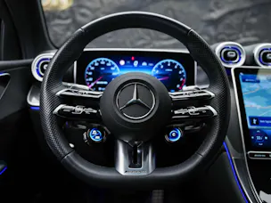 MERCEDES-BENZ GLC 43 AMG Executive Edition 4Matic 9G-Tronic *Facelift*21" Felgen*Lenkradheizung*AHK*