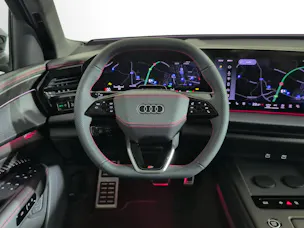 AUDI Q7 SUV TDI quattro 220 kW