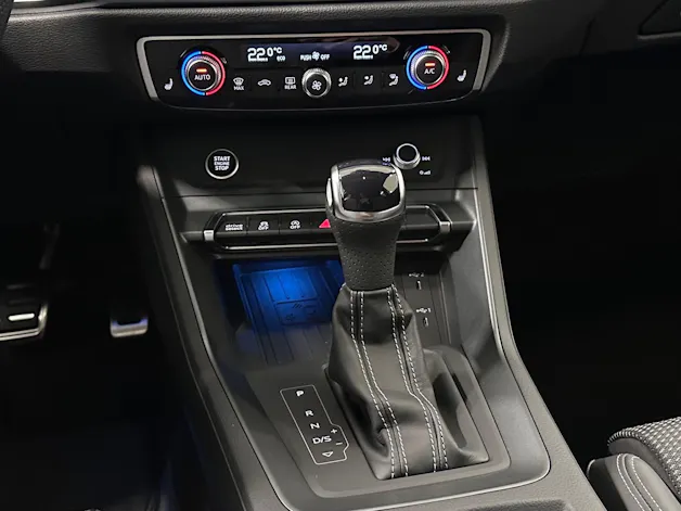 AUDI Q3 45 TFSI S line quattro S-tronic