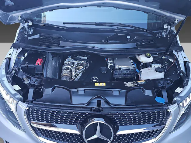 MERCEDES-BENZ V 300 d lang AMG-Line 4Matic 9G-Tronic