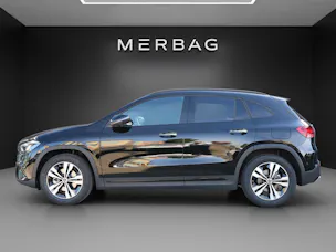 MERCEDES-BENZ GLA 200 Night Star