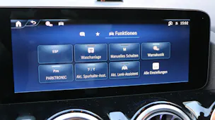 MERCEDES-BENZ GLA 200 Night Star