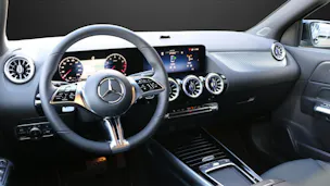 MERCEDES-BENZ GLA 200 Night Star