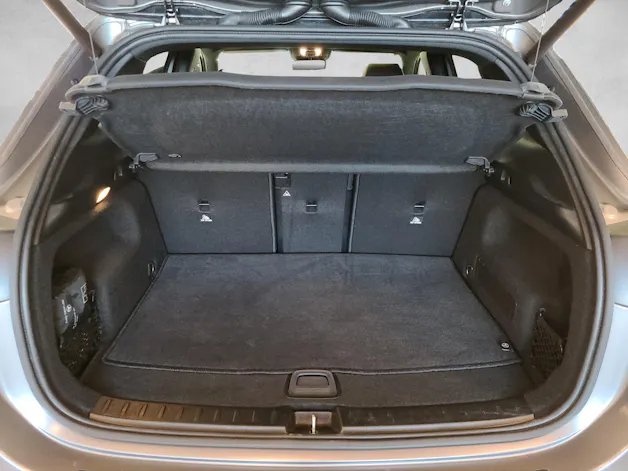 MERCEDES-BENZ GLA 35 AMG 4M