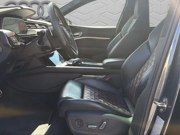 AUDI Q8 Sportback 55 e-tron Black Edition quattro