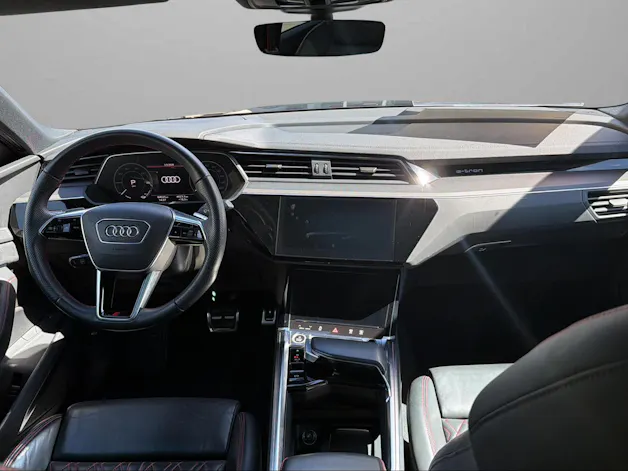 AUDI Q8 Sportback 55 e-tron Black Edition quattro