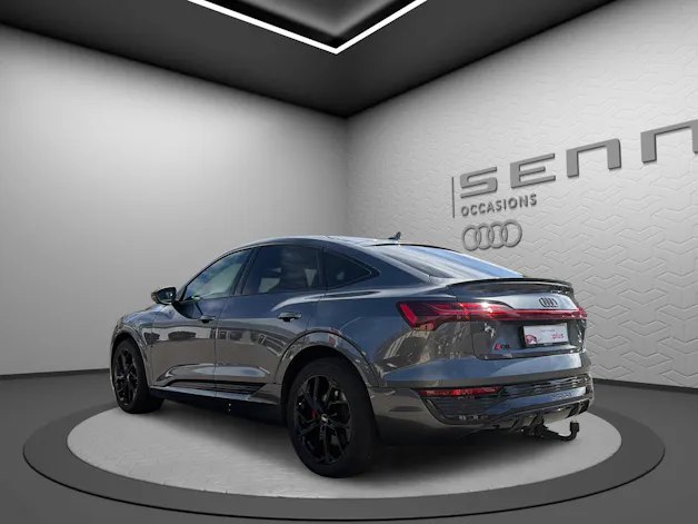 AUDI Q8 Sportback 55 e-tron Black Edition quattro