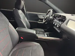 MERCEDES-BENZ GLA 250 e EQ Star 8G-DCT