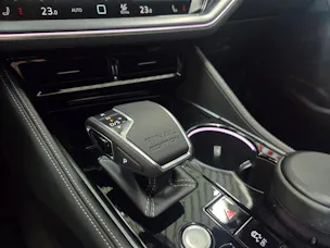 VW Touareg 3.0 TDI R-Line Final Edition Tiptronic