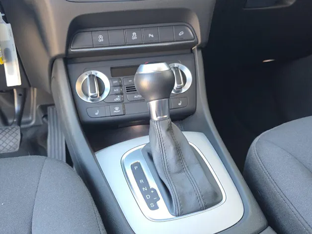 AUDI Q3 2.0 TFSI quattro S-tronic