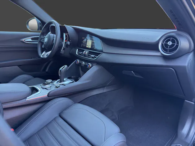 ALFA ROMEO Giulia 2.0 Sprint Q4 AT8